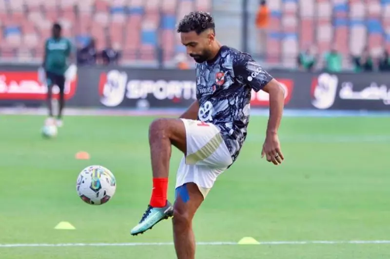 حسين الشحات لاعب الأهلي